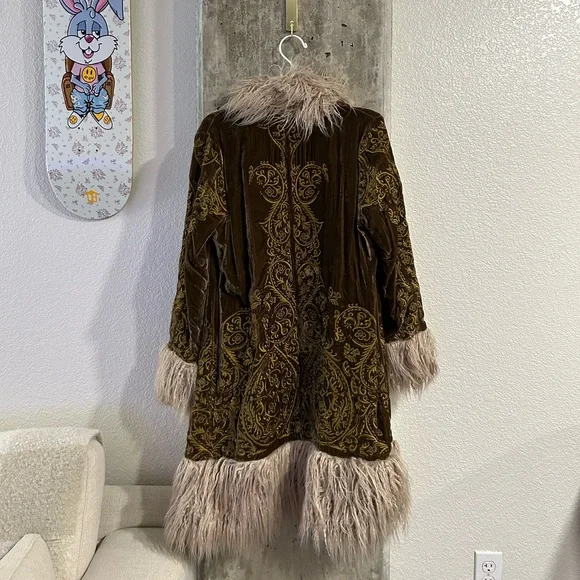 SOLD - Picture 3 of 4